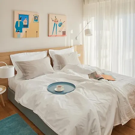 Apartment Eol